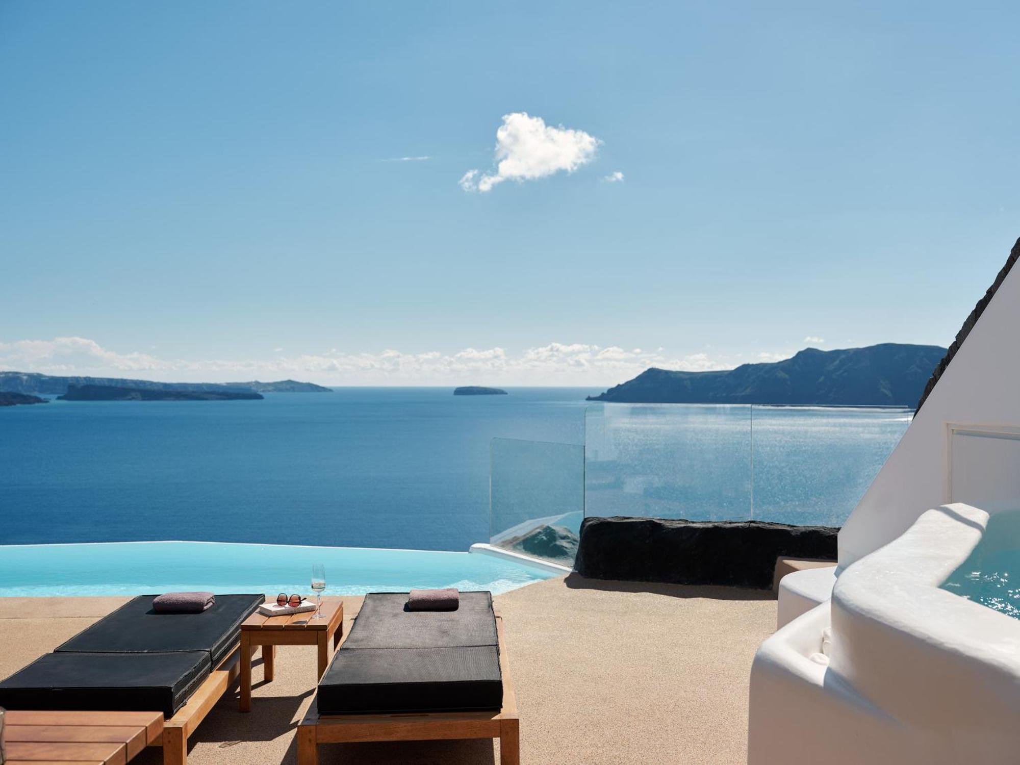 Olvos Luxury Suites Oia  Exterior photo