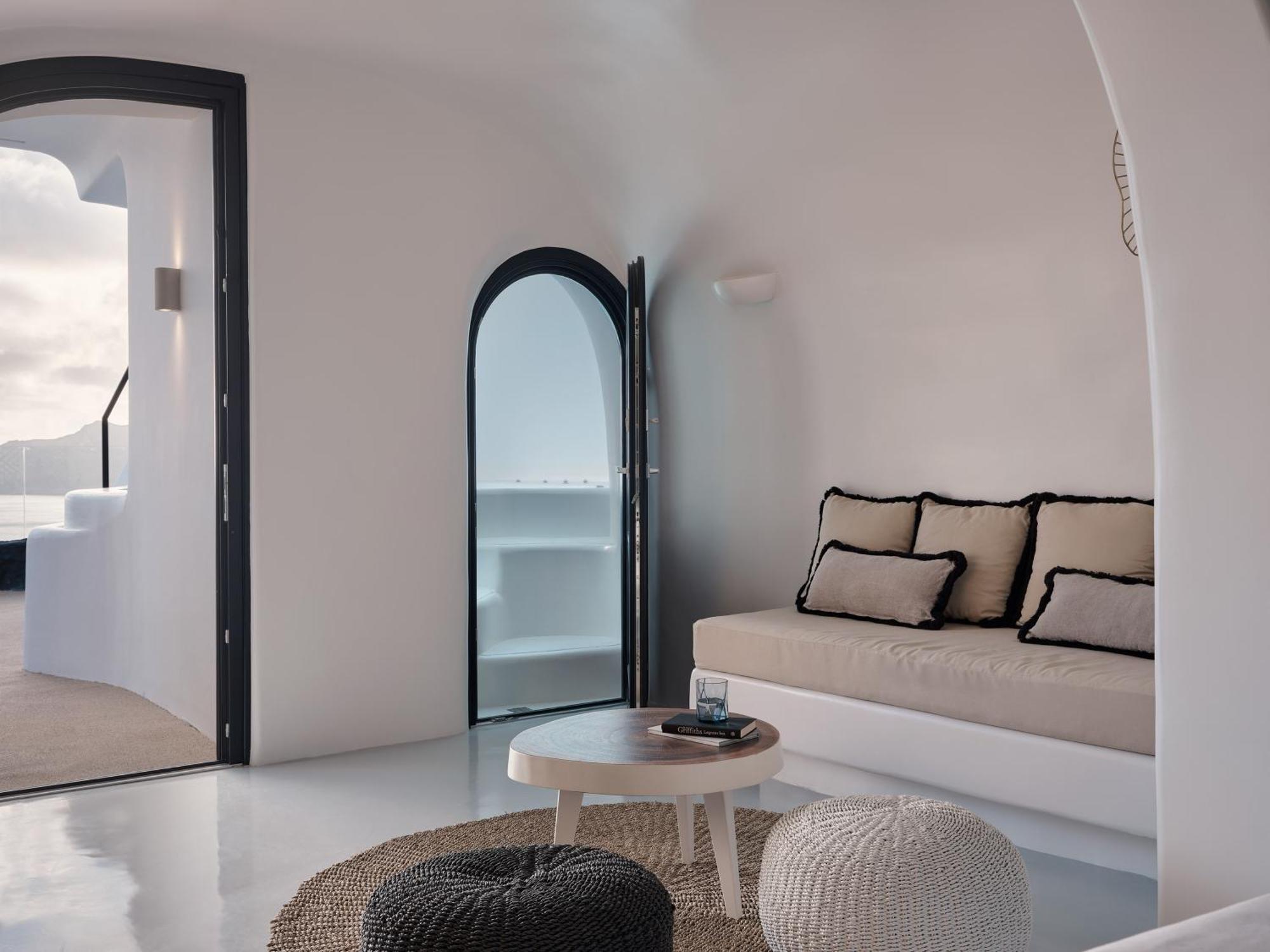 Olvos Luxury Suites Oia  Exterior photo